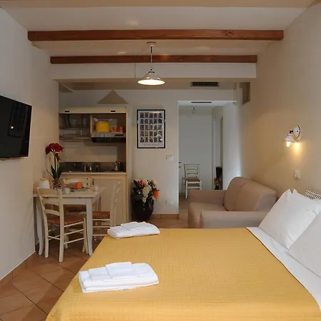 Very Cozy In The Center Of Affittacamere 3*