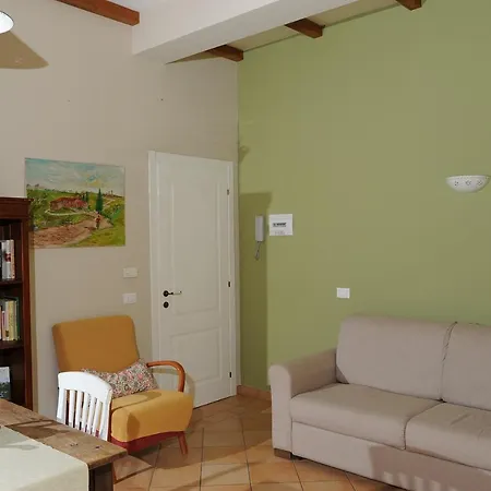 Affittacamere Very Cozy In The Center Of 3*