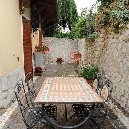 Very Cozy In The Center Of Affittacamere 3*