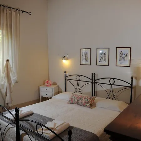 Affittacamere Very Cozy In The Center Of 3*