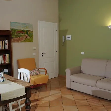 Very Cozy In The Center Of Affittacamere 3*